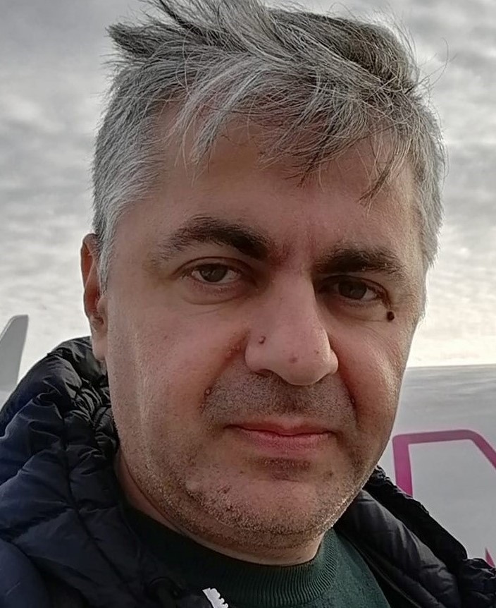 M HUTU